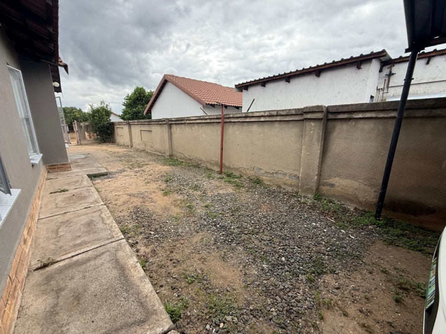 3 Bedroom Property for Sale in Tlhabane West North West